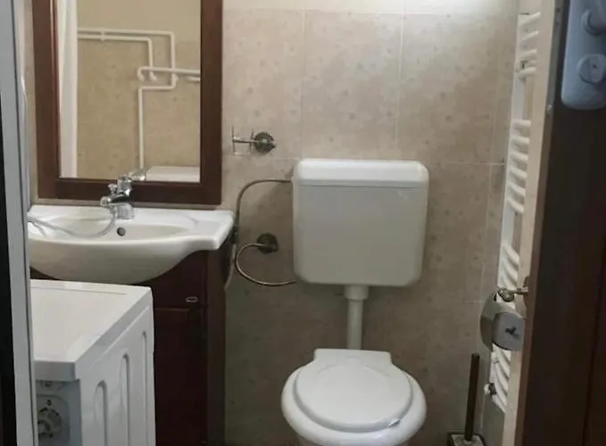 Armeneasca Cozy Bukareszt